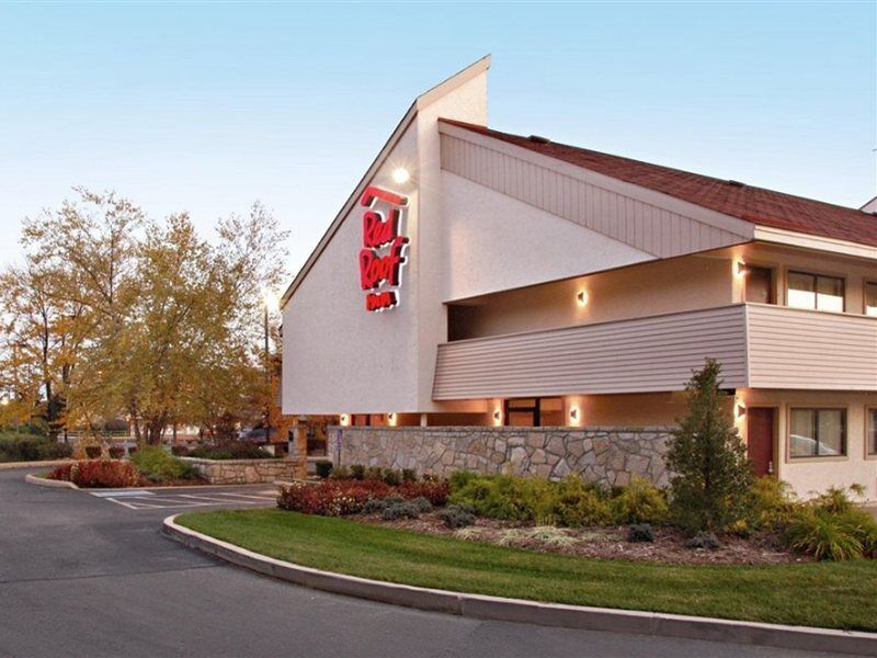 Motel Red Roof East - Hurstbourne Louisville